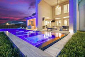 6 Ways To Grow a Successful Pool Service Business in 2023